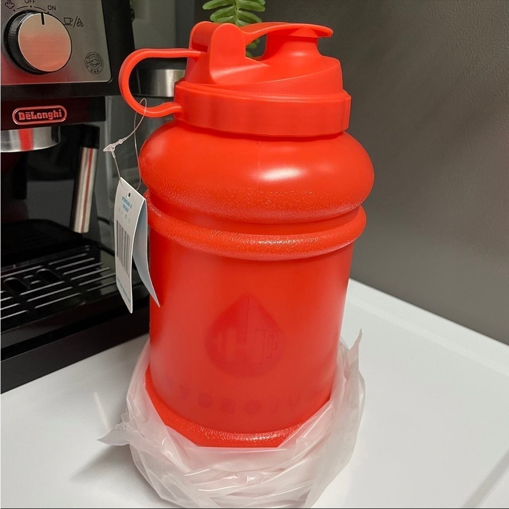 Hydrojug Firecracker